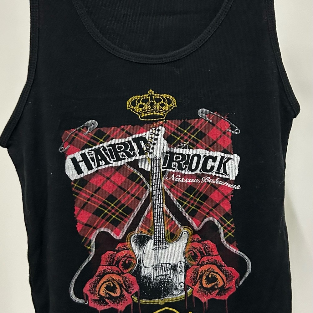 Hard Rock Cafe Black and Red Graphic Tee